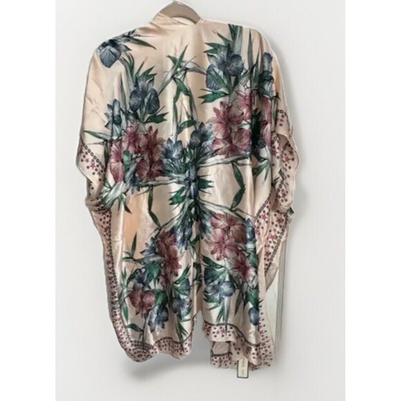 Ivy London NYC Cover-Up Wrap Scarf Women's‎ Pink Floral Print Duster One Size - Picture 2 of 8